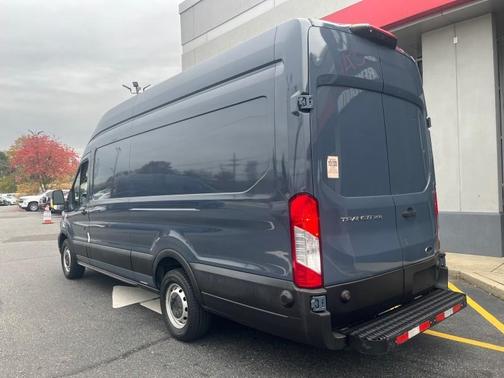 2020 Ford Transit-250 Base