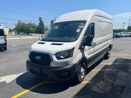 2022 Ford Transit-350 Base