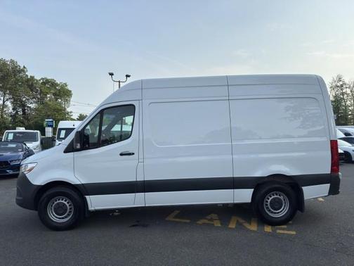 2022 Mercedes-Benz Sprinter 2500 144''