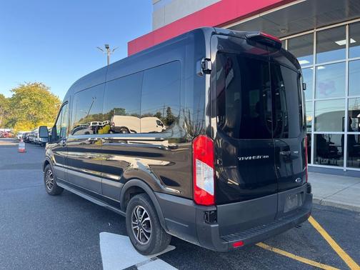 2022 Ford Transit-350 XLT
