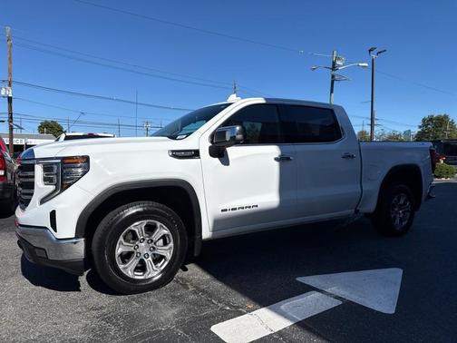 2024 GMC Sierra 1500 SLT
