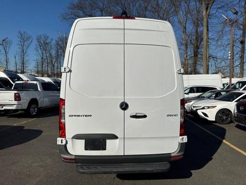 2023 Mercedes-Benz Sprinter 2500 HR GAS 170''
