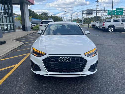 2023 Audi A4 45 S line Premium Plus