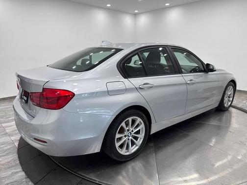 2018 BMW 320 i xDrive