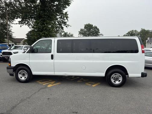 2019 GMC Savana 3500 LT