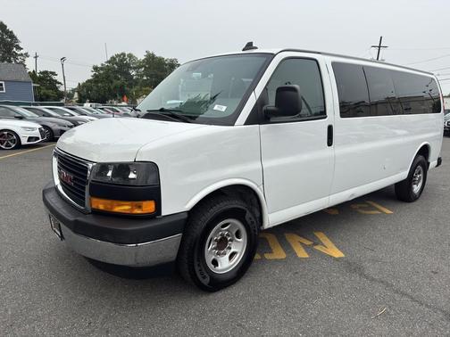 2019 GMC Savana 3500 LT