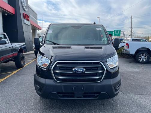 2020 Ford Transit-150 LOW ROOF