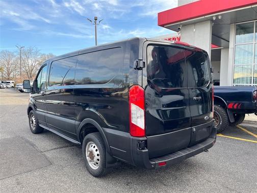 2020 Ford Transit-150 LOW ROOF
