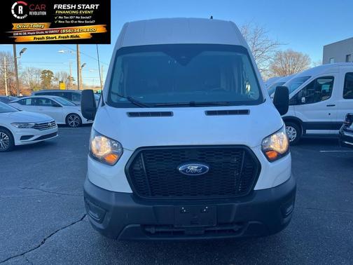 2022 Ford Transit-250 Base