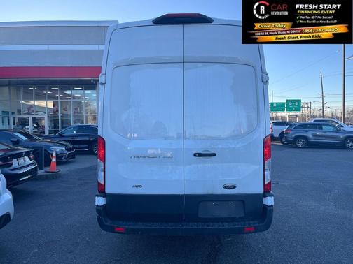 2022 Ford Transit-250 Base