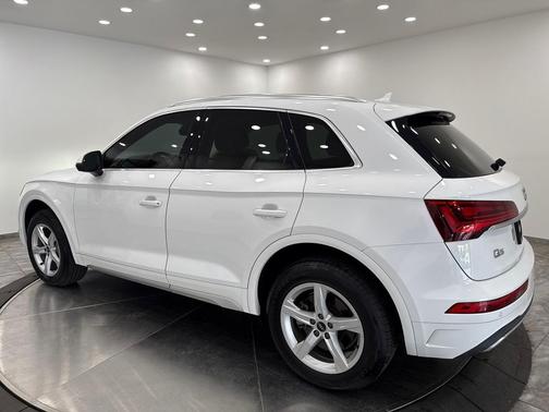 2021 Audi Q5 45 Premium