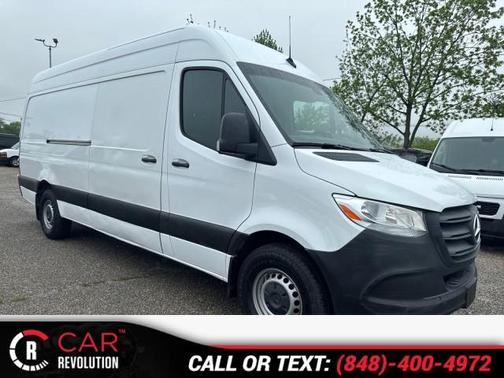 2023 Mercedes-Benz Sprinter 2500 HR I44 GAS 170''