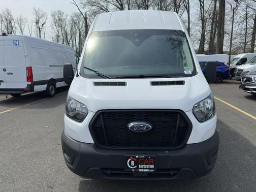 2022 Ford Transit-250 Base
