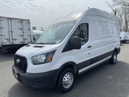 2022 Ford Transit-250 Base