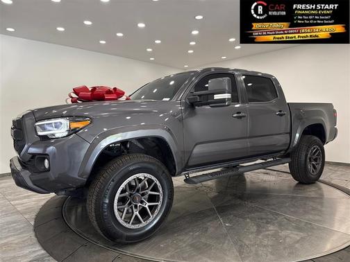 Gray 2023 Toyota Tacoma SR5