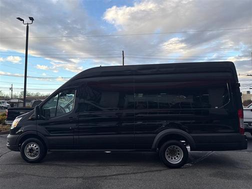 Black 2022 Ford Transit-350 Base