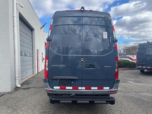 2019 Mercedes-Benz Sprinter 2500 DIESEL 144