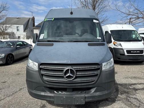2019 Mercedes-Benz Sprinter 2500 HR 170''