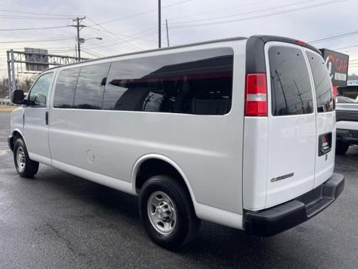 2023 Chevrolet Express 3500 LS
