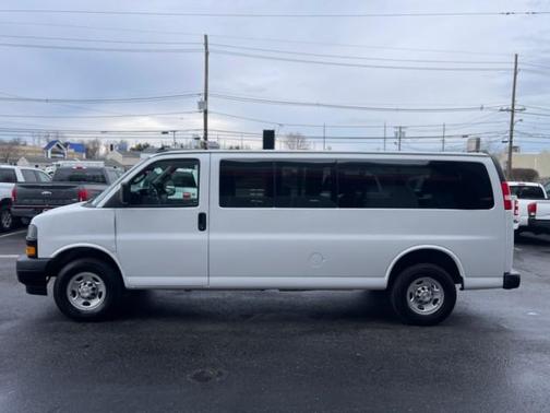 2023 Chevrolet Express 3500 LS