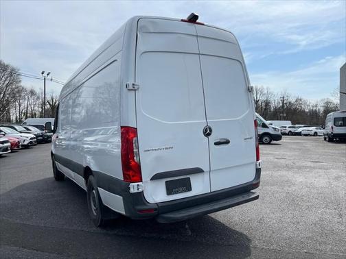 2021 Mercedes-Benz Sprinter 2500