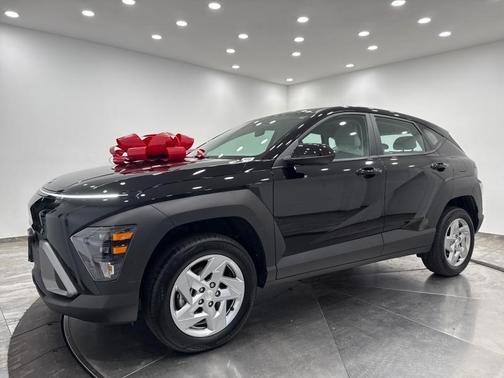 2024 Hyundai KONA SE