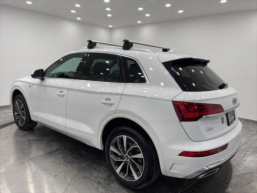 2022 Audi Q5 45 S line Premium Plus