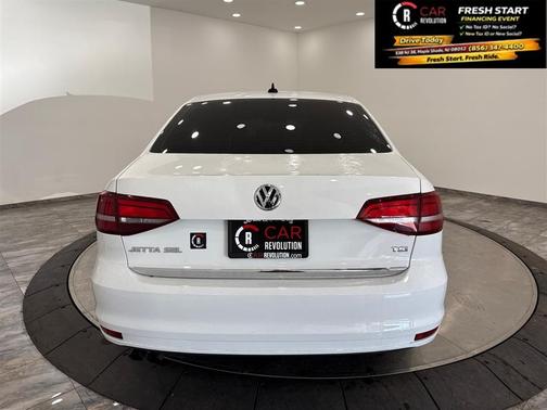 2017 Volkswagen Jetta 1.8T SEL