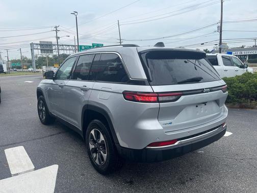 2024 Jeep Grand Cherokee 4xe Base