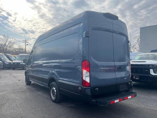 2019 Ford Transit-250 Base