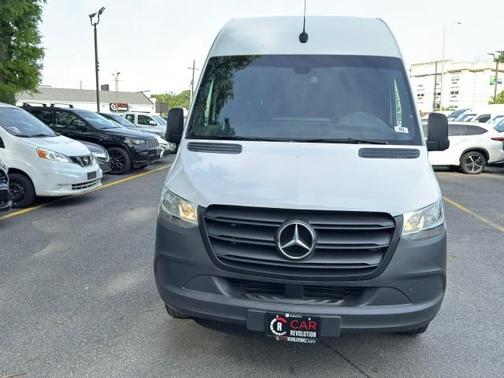 2023 Mercedes-Benz Sprinter 2500 HR GAS 170''