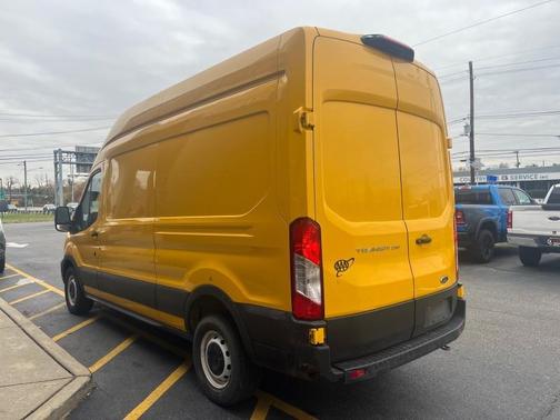 2021 Ford Transit-250 Base
