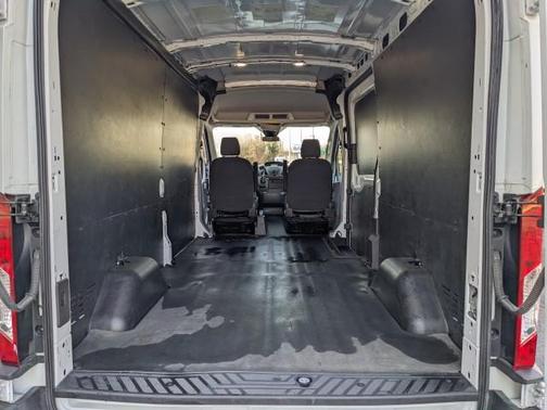 2019 Ford Transit-250 148 WB Medium Roof Cargo