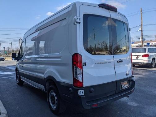 2019 Ford Transit-250 148 WB Medium Roof Cargo