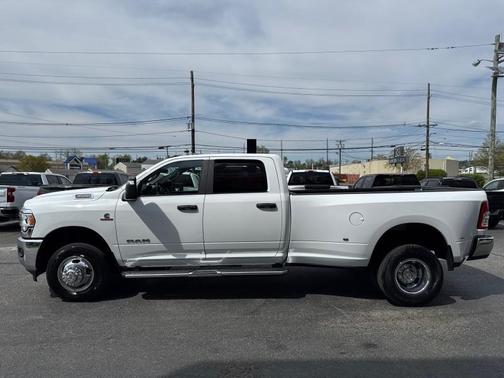 2023 RAM 3500 Big Horn