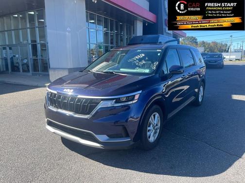 2024 Kia Carnival LX