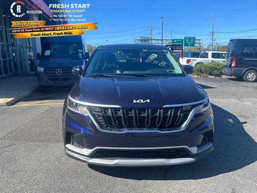 2024 Kia Carnival LX