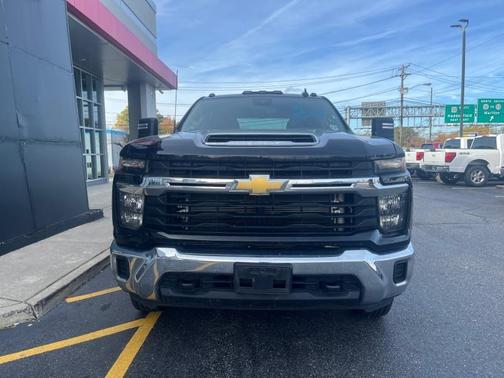 2024 Chevrolet Silverado 3500 LT