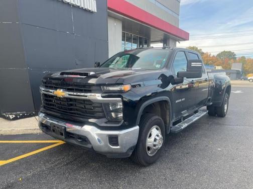 2024 Chevrolet Silverado 3500 LT