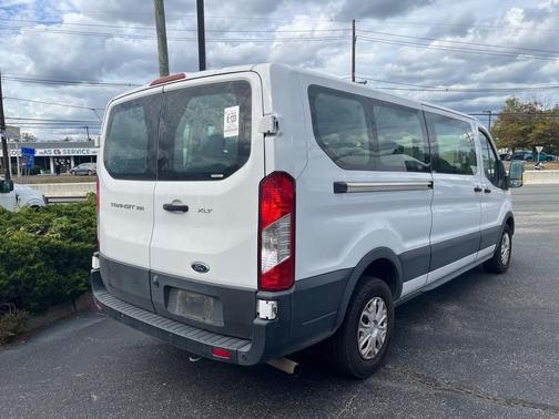 2022 Ford Transit-350 XLT