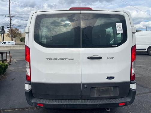 2022 Ford Transit-350 XLT