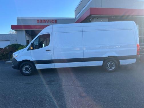 2022 Mercedes-Benz Sprinter 2500 HIGH ROOF I4