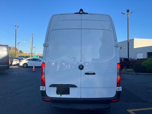 2022 Mercedes-Benz Sprinter 2500 HIGH ROOF I4