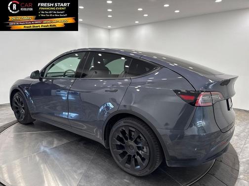 2022 Tesla Model Y Long Range