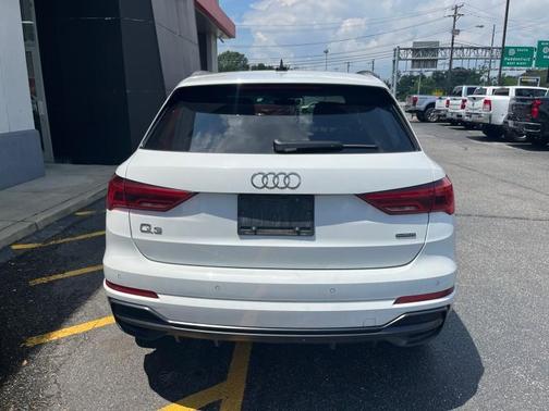 2022 Audi Q3 45 S line Premium Plus