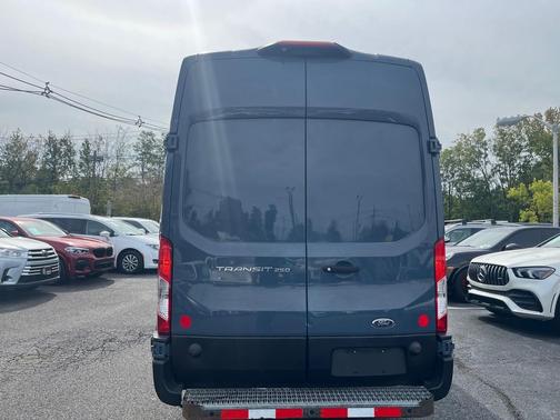 2019 Ford Transit-250 Base