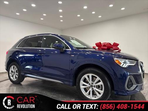 2023 Audi Q3 45 S line Premium