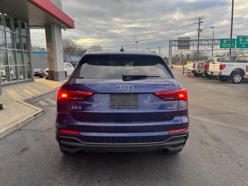 2023 Audi Q3 45 S line Premium