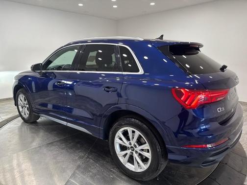 2023 Audi Q3 45 S line Premium