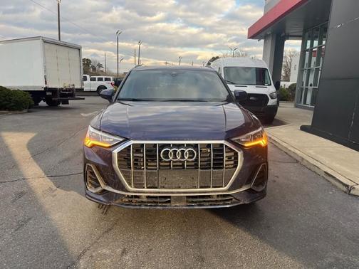 2023 Audi Q3 45 S line Premium